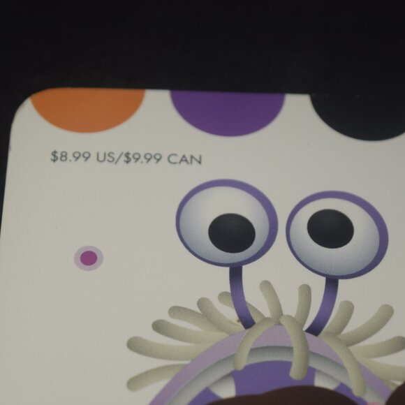 My first Halloween touch and feel Disney book - Picture 6 of 6